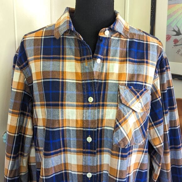 The North Face Boyfriend Plaid Button Front Long Sleeve Shirt sz LG EUC - Picture 4 of 15